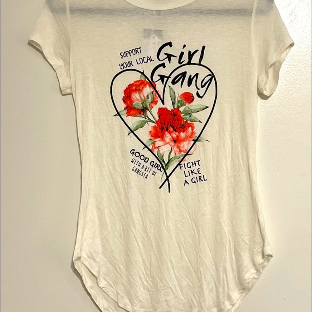 Rue 21 t shirt Size L